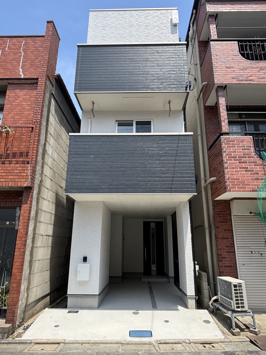 梅田３丁目新築戸建て
