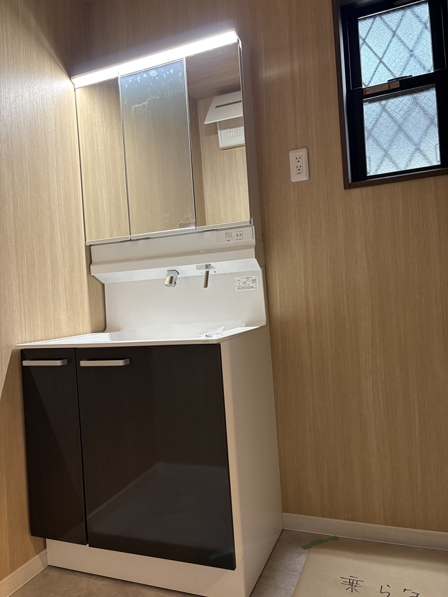 東川様邸内装工事11